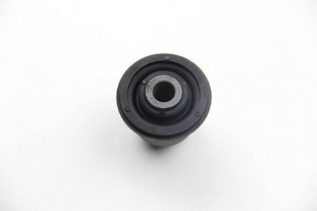 Сайлентблок важеля переднього DACIA LOGAN, SANDERO, RENAULT MEGANE II, KANGOO, CLIO 03-(37х12х46) BCGUMA BC GUMA BC1112