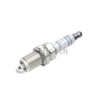 Свічка запалювання Alfa Romeo/Chevrolet/Fiat/Opel (к-кт 4 шт.) BOSCH 0242230808 (фото 1)