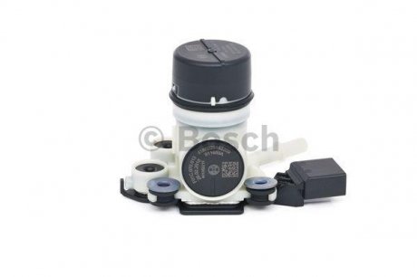 Насос AdBlue BMW 3 (F30/F80)/5 (F10)/7 (G11/G12)/X5 (F15/F85)/X6 (F16/F86) 11- B47/B57/N47/N57 BOSCH F01C600265 (фото 1)