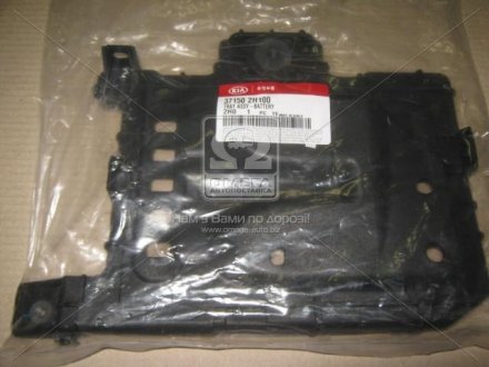 Поддон АКБ Hyundai Elantra 06-/I30/I30CW 07-/Kia Ceed 06-/Cerato 08- (вир-во Mobis) Hyundai/Kia/Mobis 371502H100