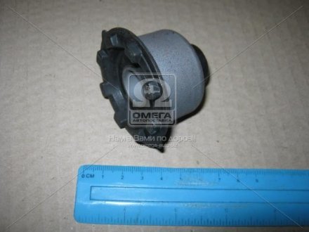 Сайлентблок подрамника задний Hyundai/Kia/Mobis 621661C000 (фото 1)