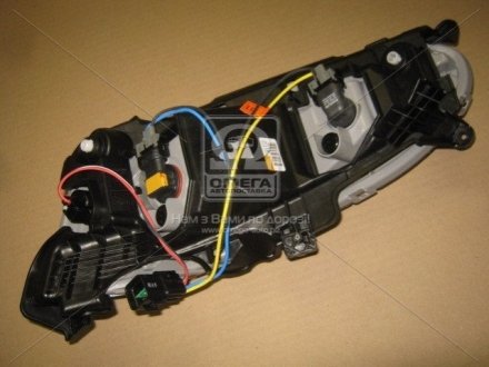 Фара п/тум пра. HYUN SANTA FE 12- (вир-во Mobis) Hyundai/Kia/Mobis 922022W110