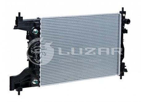 Радіатор охлаждения Cruze 1.6/1.8 (09-) АКПП LUZAR LRc 05153 (фото 1)
