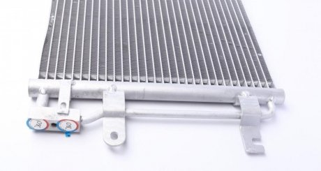 Радиатор кондиціонера VW T4 1.9-2.5 TDI 90-03 MAHLE / KNECHT AC 231 000S (фото 1)