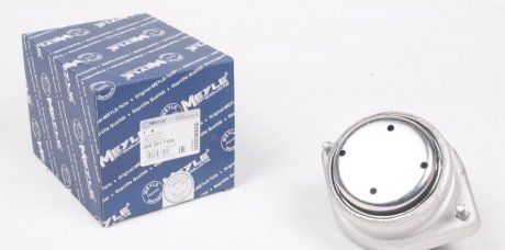 Опора двигателя BMW 5 (E39) (09/95-06/04), 7 (E38) (03/94-11/01) (Пр-во) MEYLE 300 221 1104 (фото 1)