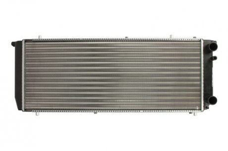 Радиатор охлаждения AUDI 100 (C3) (82-) 1.8 (пр-во) NISSENS 604201 (фото 1)