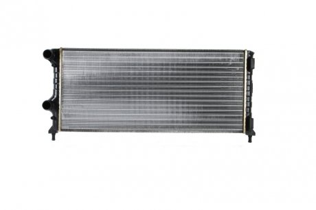 Радиатор охлаждения FIAT DOBLO (119, 223) (01-) 1.3/1.9JTD (пр-во) NISSENS 61765 (фото 1)
