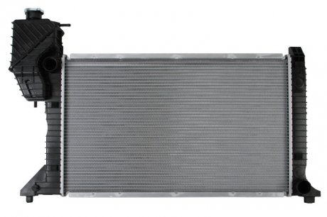 Радиатор охлаждения MERCEDES SPRINTER W 901-905 (95-) (пр-во) NISSENS 62664A (фото 1)