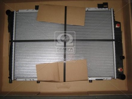 Радиатор охлаждения MERCEDES C-CLASS W 202/ CLK-CLASS W 208 (пр-во) NISSENS 62756A (фото 1)