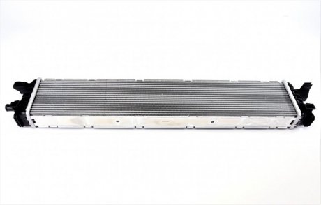 Радиатор охолодження Audi A4-A8 2.0D-4.0 07-18 NRF 50037 (фото 1)