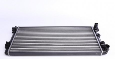 Радиатор охолодження двигуна VW POLO 09- (вир-во) NRF 53024A (фото 1)