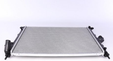 Радиатор охолодження двигуна DACIA Duster 10- (вир-во) NRF 53118 (фото 1)