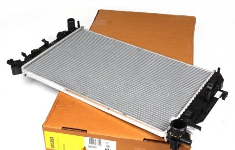 Радиатор охлаждения двигателя MERCEDES Sprinter 209D 06- (пр-во) NRF 53885 (фото 1)