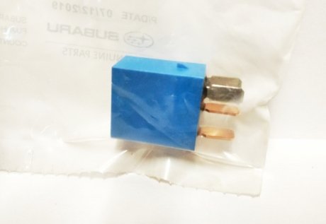 РЕЛЕ ИНТЕГРИРОВАННОЕ SUBARU 82501AG05B (фото 1)