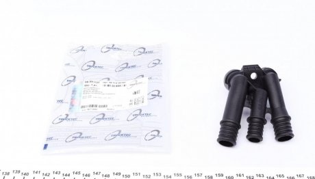 Фланець системи охолодження BMW 3 (E36) 1.6-3.2 90-00 (тройник) TRUCKTEC 08.59.037 (фото 1)